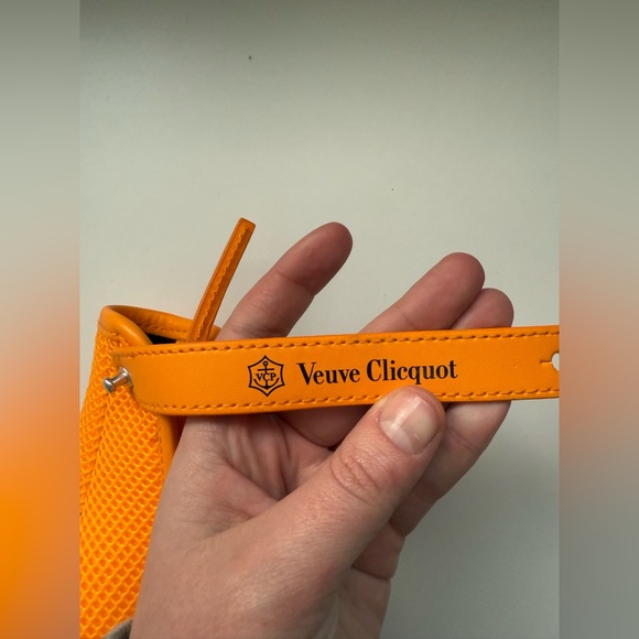 BNWOT Veuve Clicquot Brut Insulated Orange Ice Jacket - Picture 6 of 10